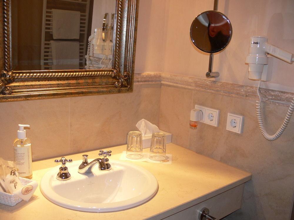 Dinkelsbühl Meiser Altstadt Hotel מראה חיצוני תמונה