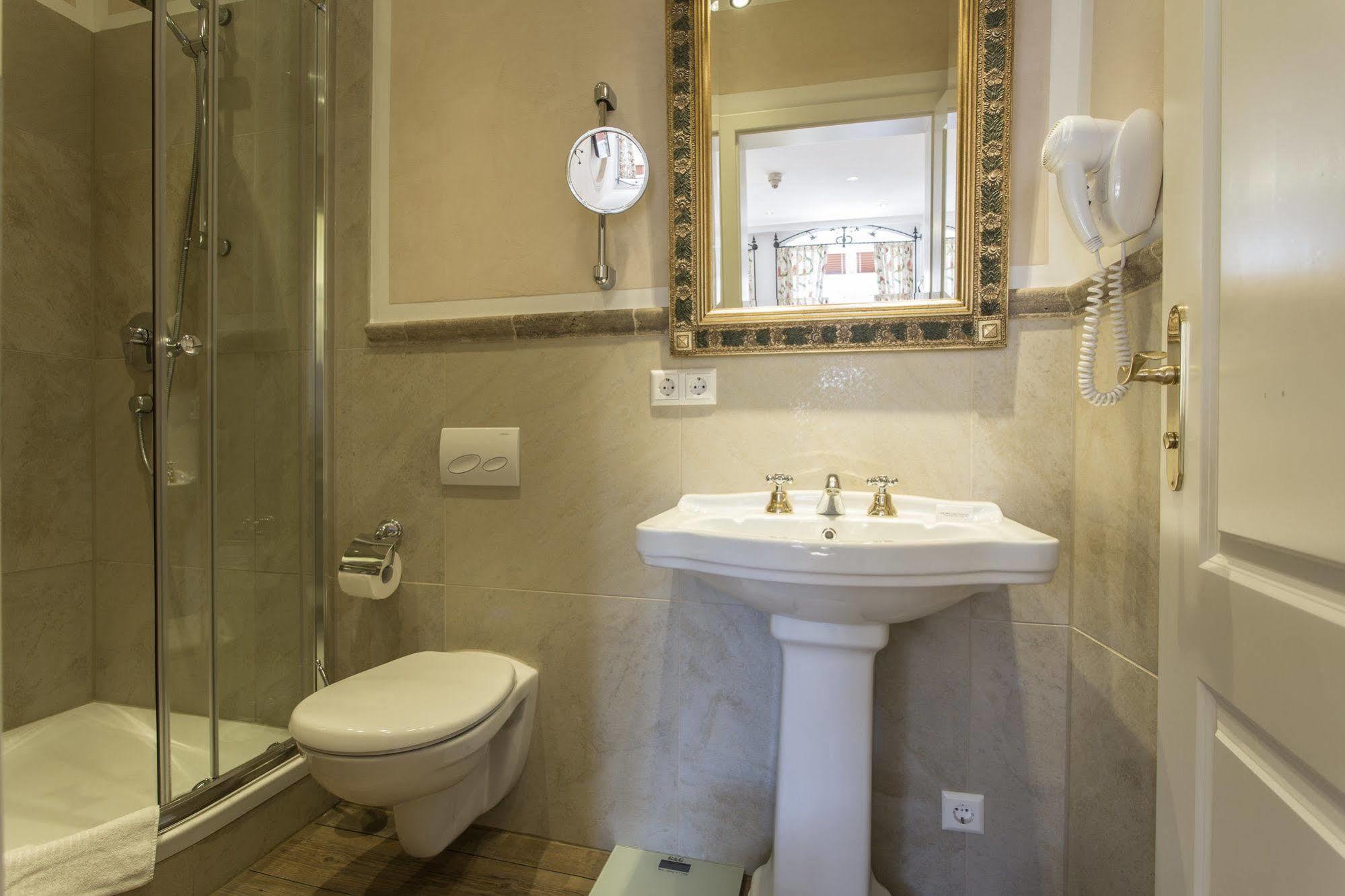 Dinkelsbühl Meiser Altstadt Hotel מראה חיצוני תמונה